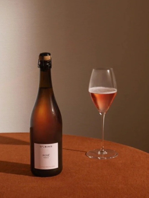 Musujące wino bezalkoholowe Rose Musujące wino bezalkoholowe Rose